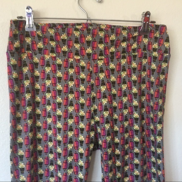 One Size Luluroe leggings ice cream cone design - Picture 1 of 5